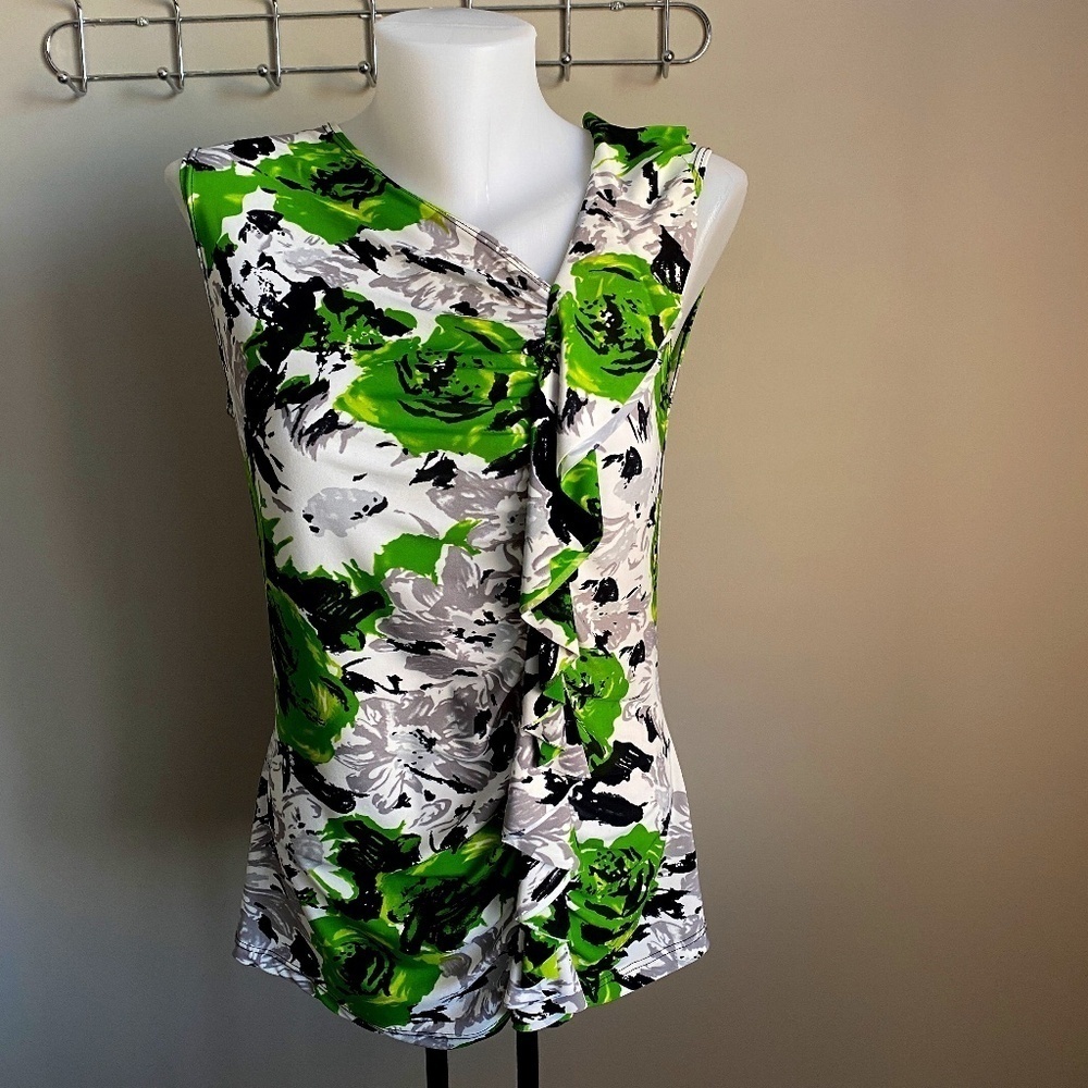 Brochure Women's Abstract Off-Center V-neck Ruffled Sleeveless Satin Blouse Med